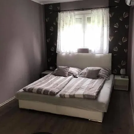 Lurko Apartment Siofok